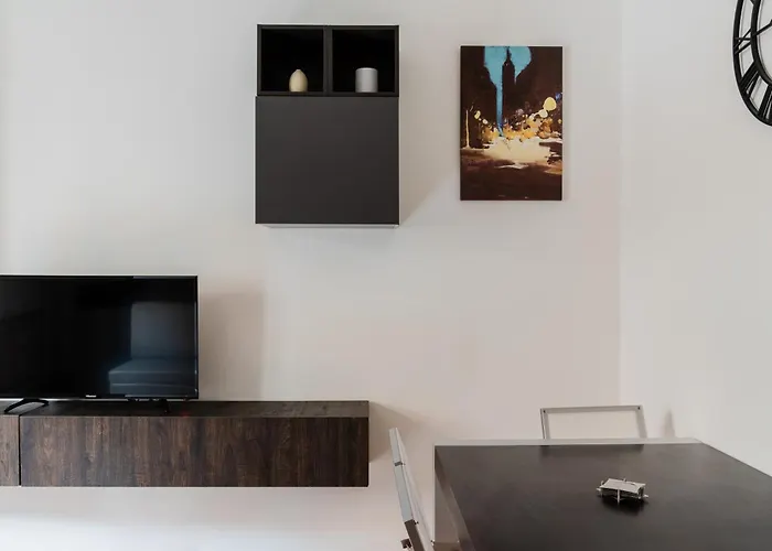 Fun Apartment *